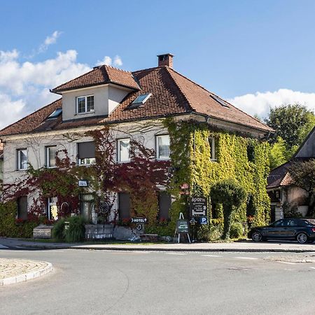 Hotel Sporn Radomlje Kültér fotó