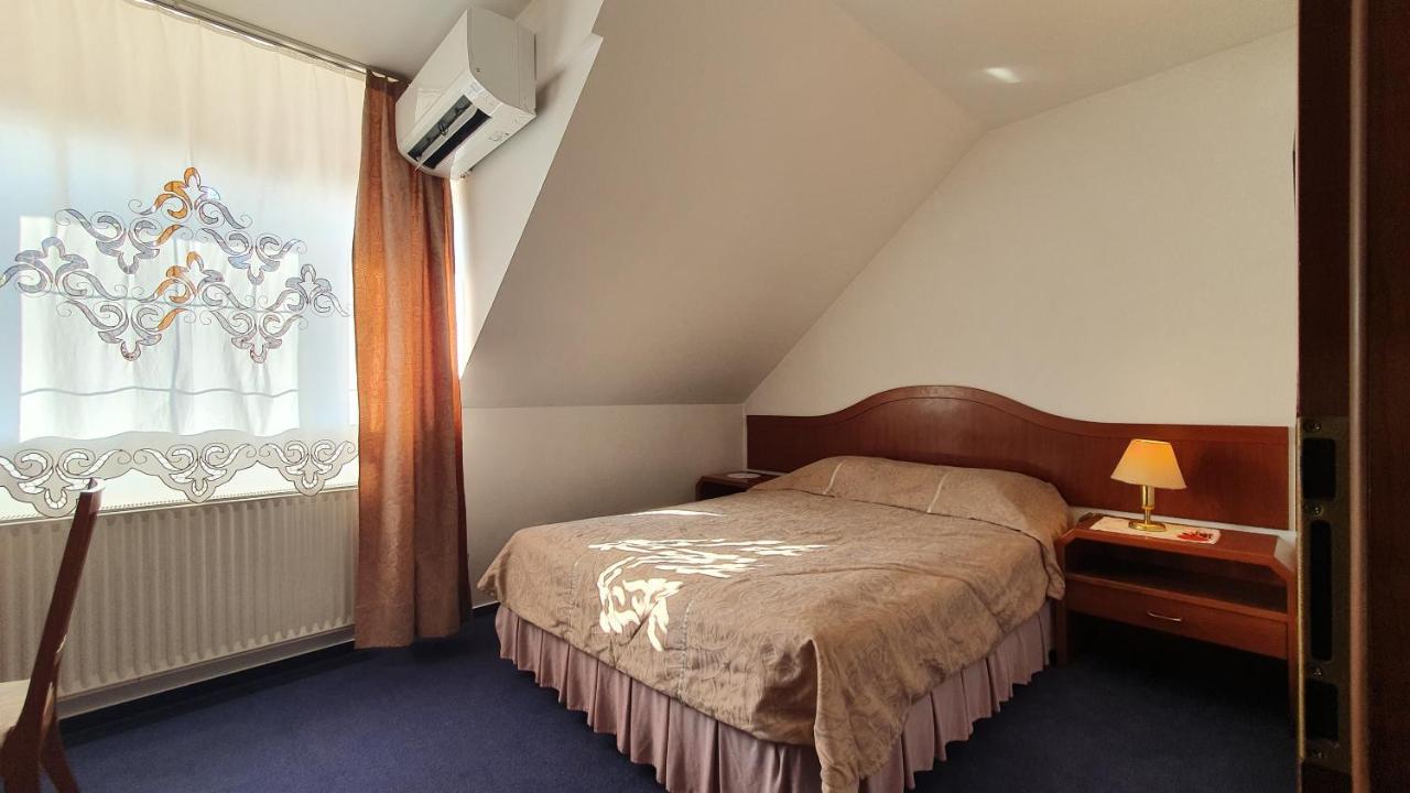 Hotel Sporn Radomlje Kültér fotó