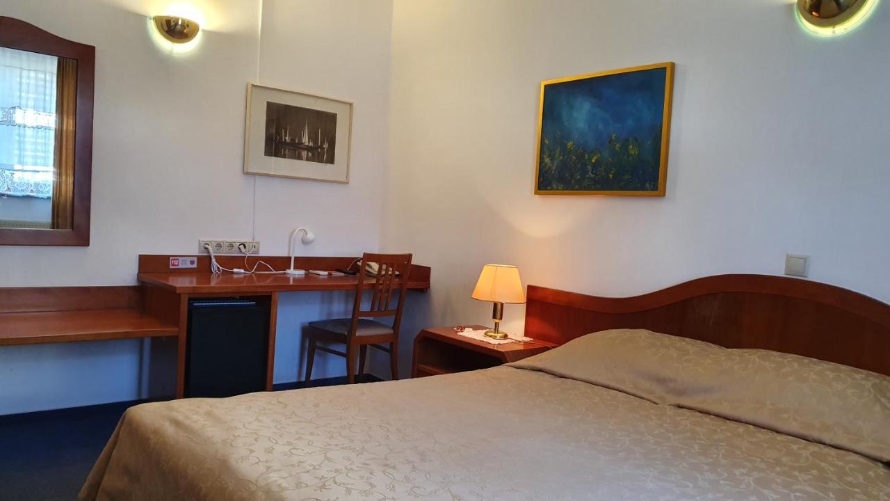Hotel Sporn Radomlje Kültér fotó